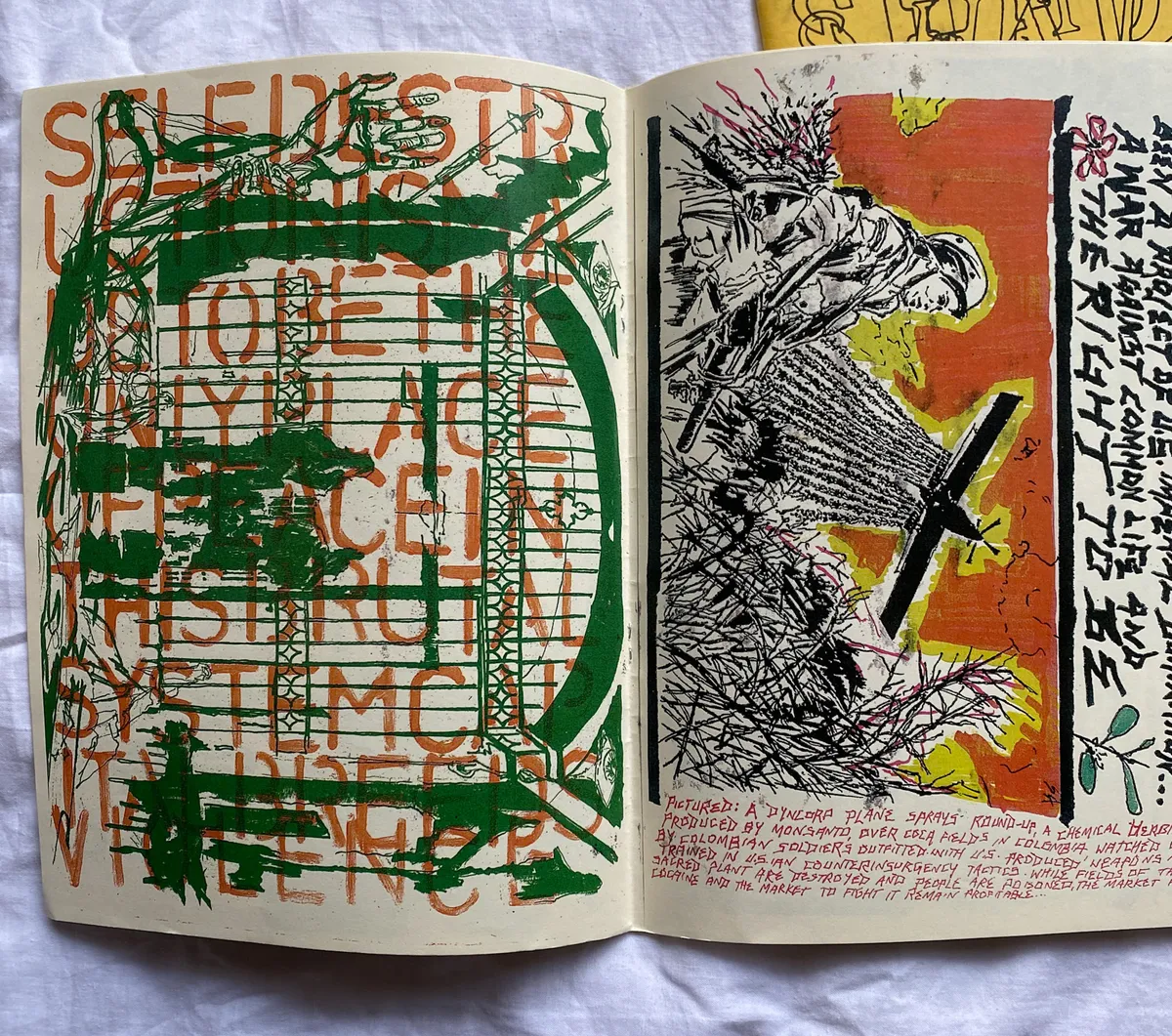 Dues pàgines del fanzine Shadow Comms plenes de dibuixos i textos polítics